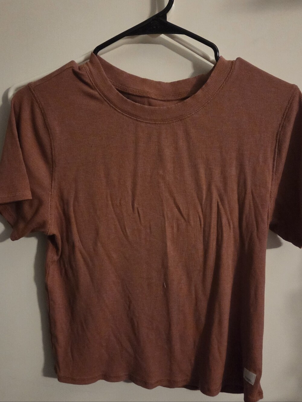 Vuori Pose Short Sleeve Baby Tee in Dusty Rose